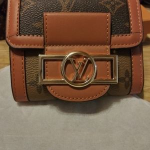 LV trifold wallet